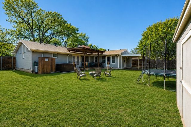 9835 Estate Lane, Dallas, TX 75238