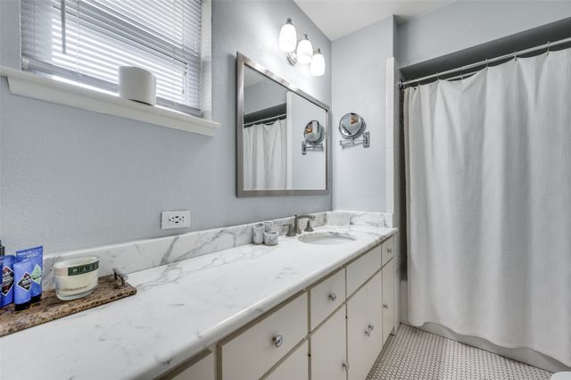 9835 Estate Lane, Dallas, TX 75238