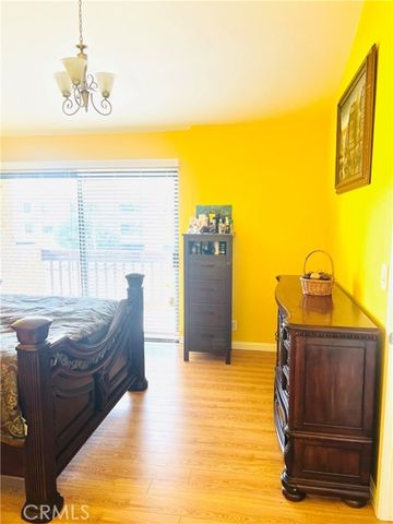 18958 Sherman Way 19, Reseda (los Angeles), CA 91335