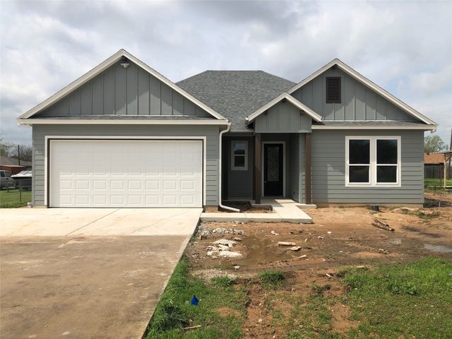 413 Hickorywood, Azle, TX 76020