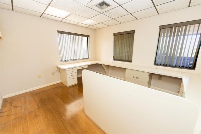 300 NW 70th Ave, Plantation, FL 33317