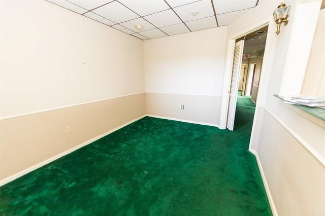 300 NW 70th Ave, Plantation, FL 33317