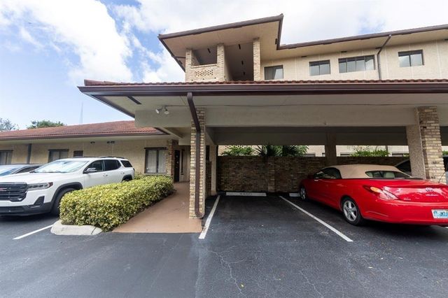 300 NW 70th Ave, Plantation, FL 33317