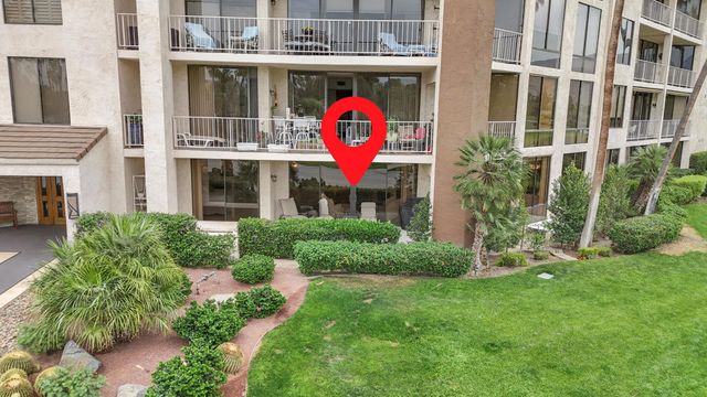 910 Island Drive 112, Rancho Mirage, CA 92270