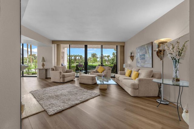 910 Island Drive 112, Rancho Mirage, CA 92270