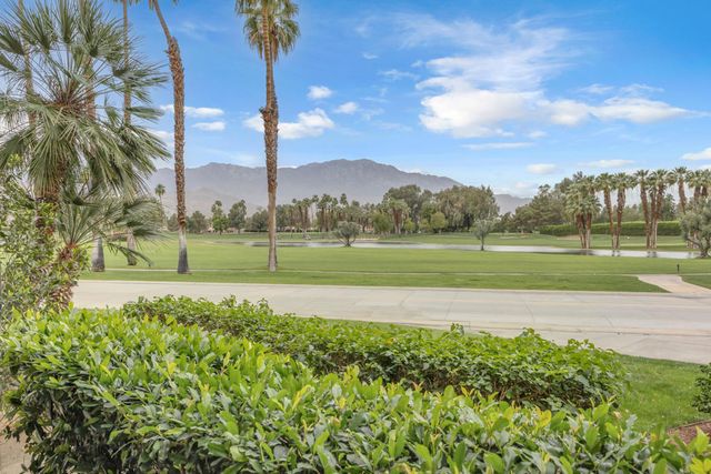 910 Island Drive 112, Rancho Mirage, CA 92270
