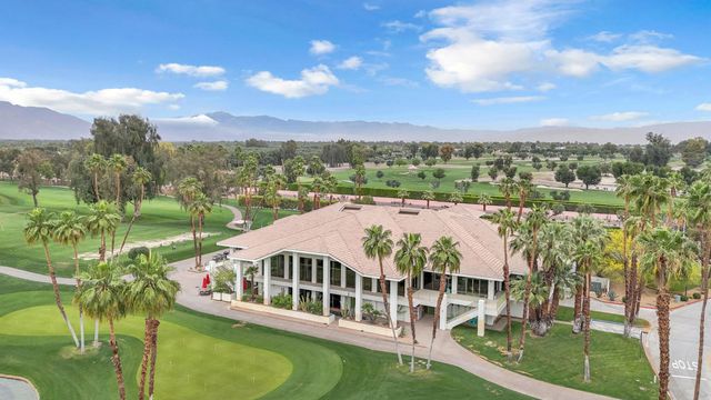 910 Island Drive 112, Rancho Mirage, CA 92270