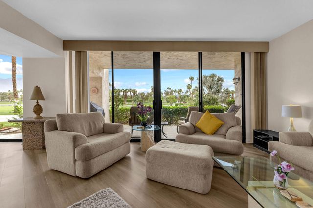 910 Island Drive 112, Rancho Mirage, CA 92270