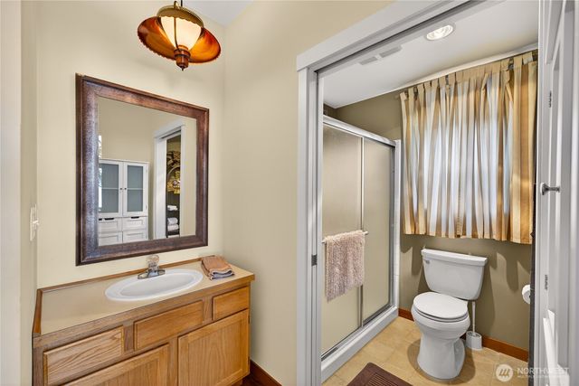 17946 Cobahud, La Conner, WA 98257