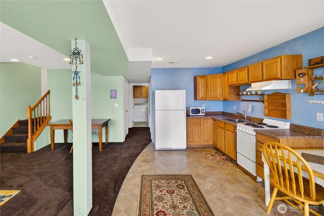 17946 Cobahud, La Conner, WA 98257