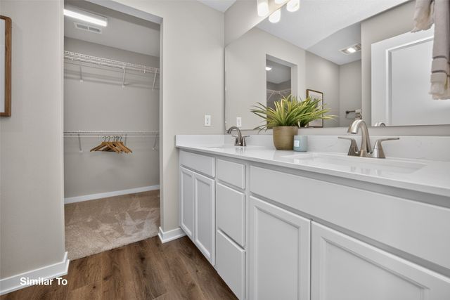 2133 Legacy Drive, Norwalk, IA 50211