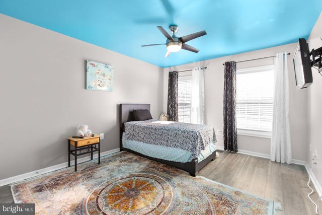 74 CROWNCREST RD, Fredericksburg, VA 22406