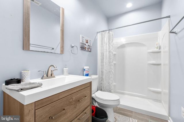 74 CROWNCREST RD, Fredericksburg, VA 22406