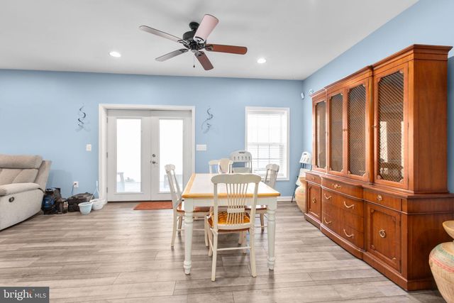 74 CROWNCREST RD, Fredericksburg, VA 22406