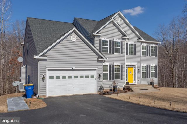 74 CROWNCREST RD, Fredericksburg, VA 22406