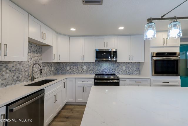 5299 COUNTY ROAD 352 Road, Keystone Heights, FL 32656