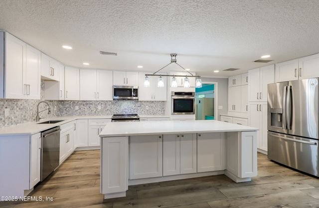 5299 COUNTY ROAD 352 Road, Keystone Heights, FL 32656