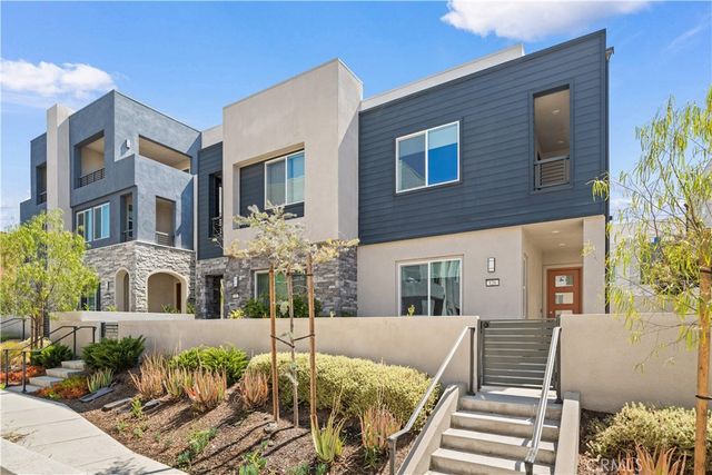 126 Baluster, Irvine, CA 92618