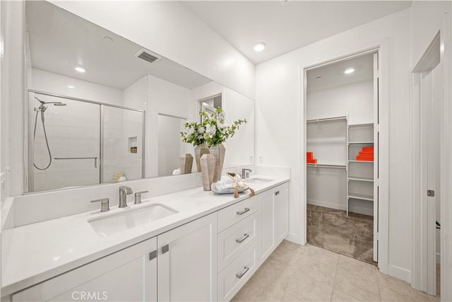 126 Baluster, Irvine, CA 92618