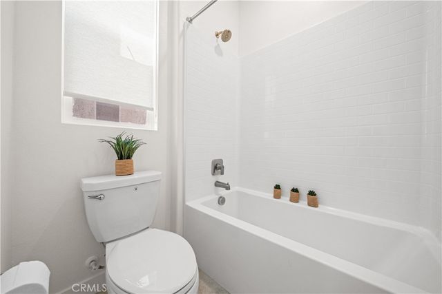 126 Baluster, Irvine, CA 92618