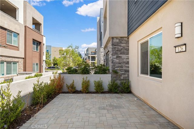 126 Baluster, Irvine, CA 92618