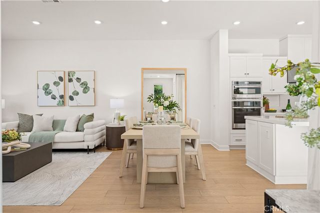 126 Baluster, Irvine, CA 92618