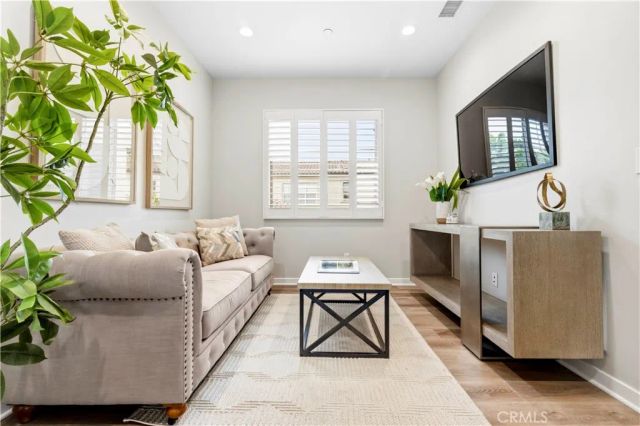 85 Kestrel, Irvine, CA 92618