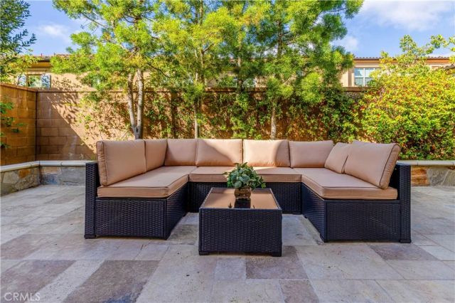 85 Kestrel, Irvine, CA 92618
