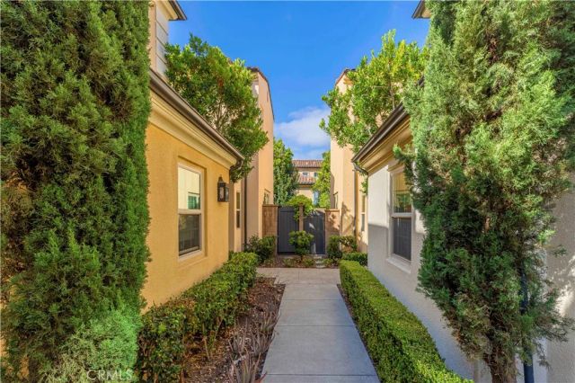 85 Kestrel, Irvine, CA 92618