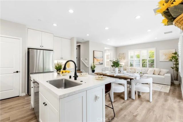 85 Kestrel, Irvine, CA 92618