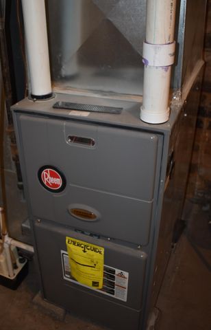 219 W Bancroft Avenue, Fergus Falls, MN 56537