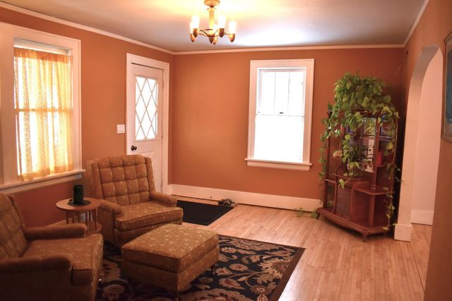 219 W Bancroft Avenue, Fergus Falls, MN 56537