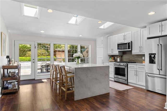 2659 S Bamby Lane, Atlanta, GA 30319