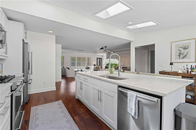 2659 S Bamby Lane, Atlanta, GA 30319