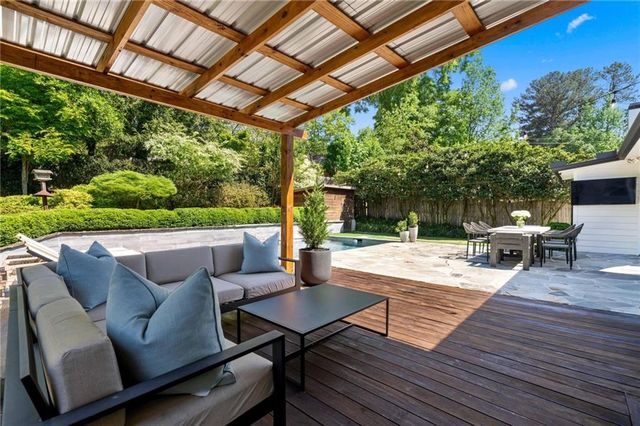 2659 S Bamby Lane, Atlanta, GA 30319