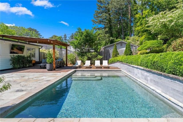 2659 S Bamby Lane, Atlanta, GA 30319