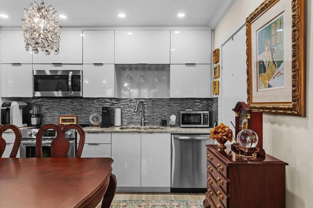 6260 NE 18th Avenue 712, Fort Lauderdale, FL 33334