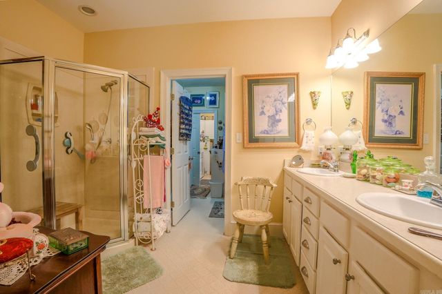 2109 Stagecoach Village Crt, Little Rock, AR 72210