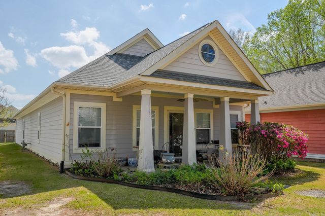 2109 Stagecoach Village Crt, Little Rock, AR 72210