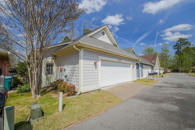 2109 Stagecoach Village Crt, Little Rock, AR 72210