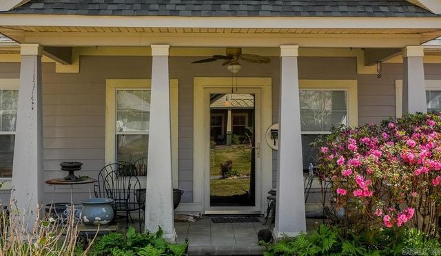 2109 Stagecoach Village Crt, Little Rock, AR 72210