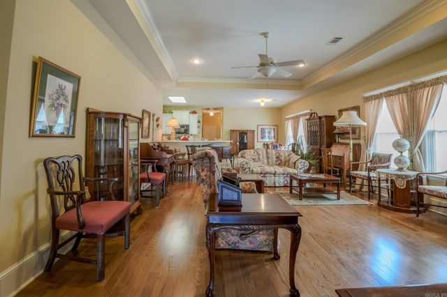 2109 Stagecoach Village Crt, Little Rock, AR 72210