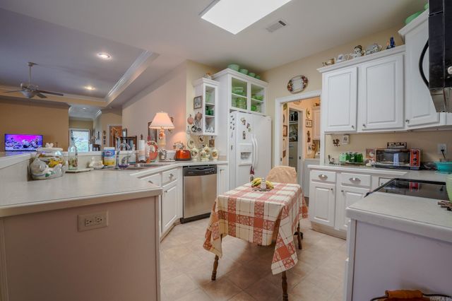 2109 Stagecoach Village Crt, Little Rock, AR 72210