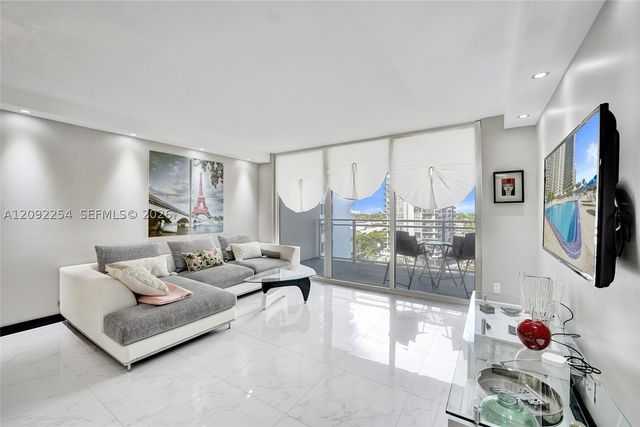 2030 S Ocean Dr 701, Hallandale Beach, FL 33009