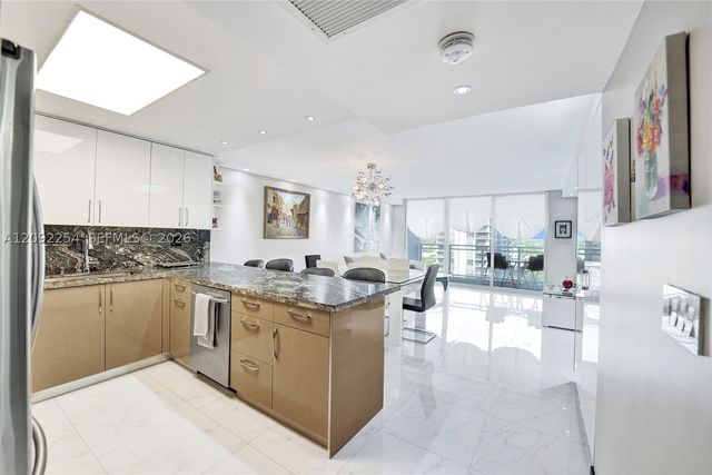 2030 S Ocean Dr 701, Hallandale Beach, FL 33009