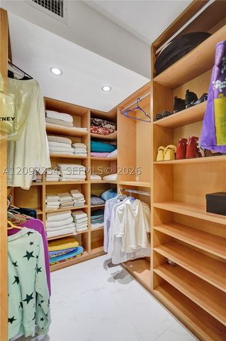2030 S Ocean Dr 701, Hallandale Beach, FL 33009