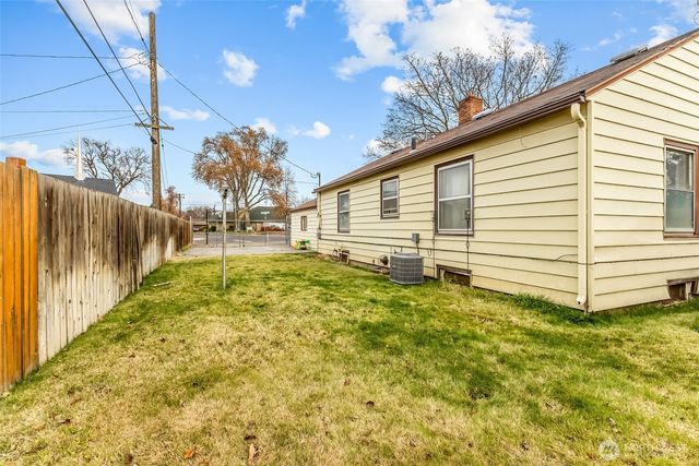 1204 S 2nd Avenue, Walla Walla, WA 99362