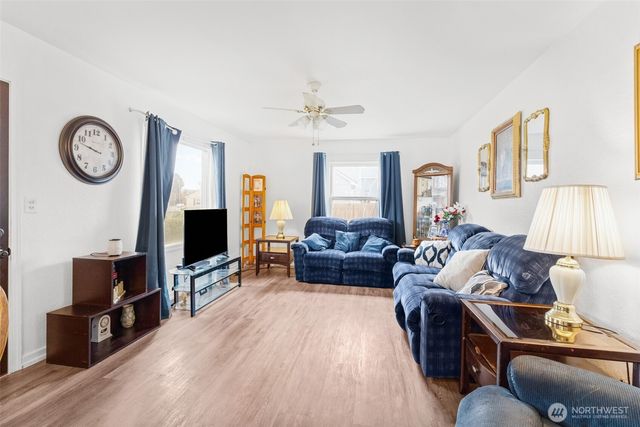 1204 S 2nd Avenue, Walla Walla, WA 99362