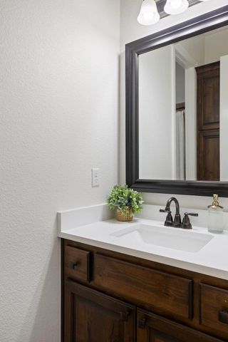 8705 Ambrosia DR, Austin, TX 78738