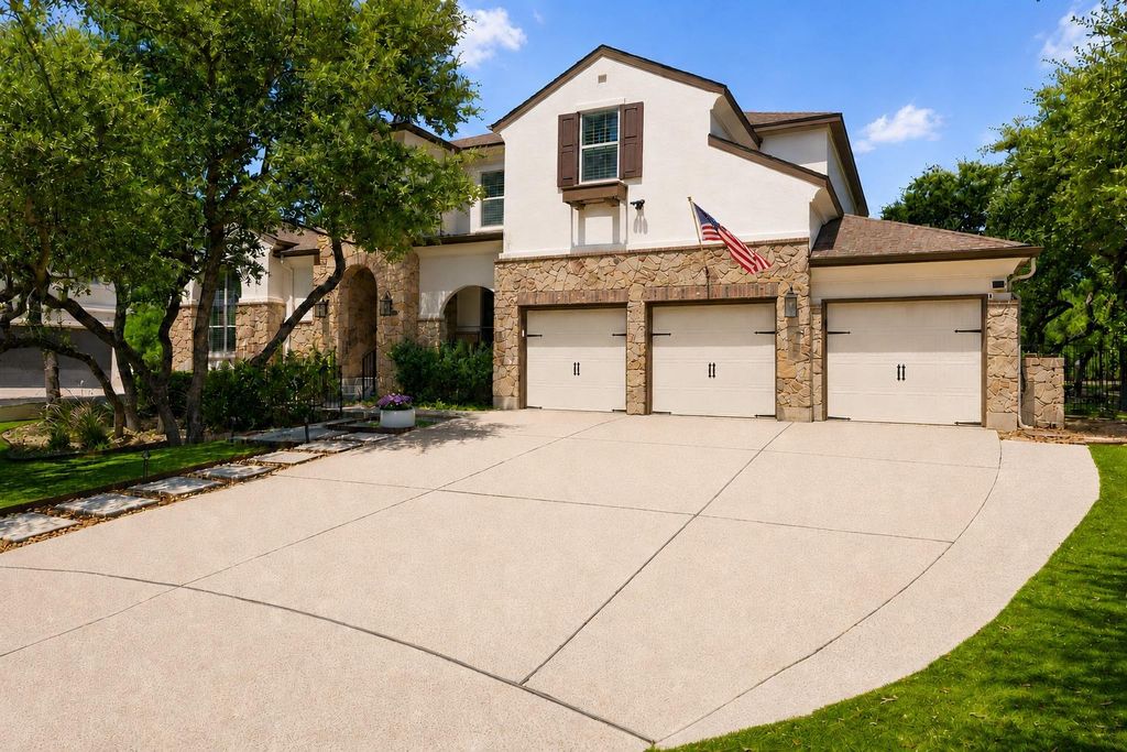 8705 Ambrosia DR, Austin, TX 78738